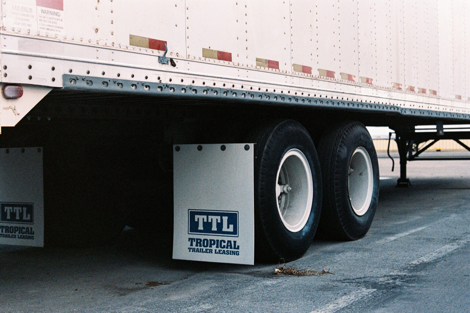 F1050013